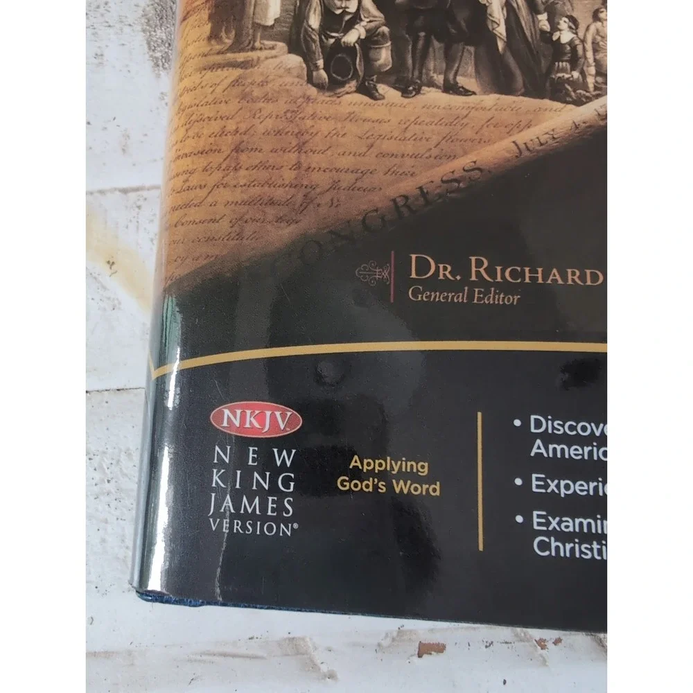 American Patriot's Bible : The Word of God and the Shaping of America